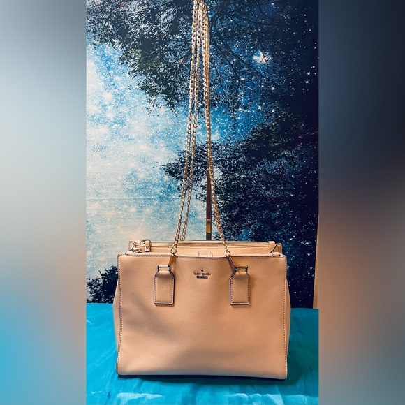 Kate Spade Large Shoulder Bag Beige EUC 3 Big Compartments B & W Striped Lining - Picture 1 of 14
